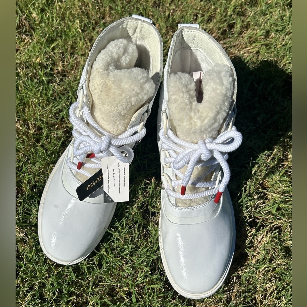 Sorel White Ankle Boots with Red Accents - Picture 13 of 16